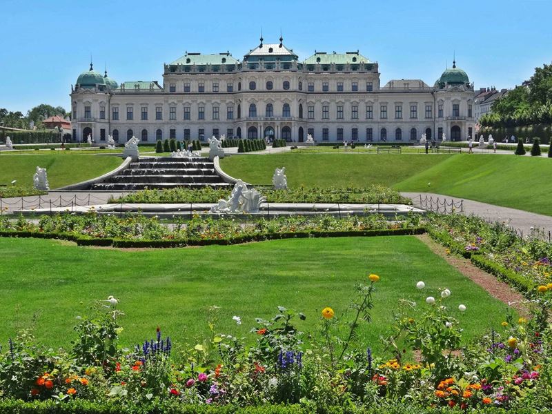 Palazzo Belvedere - Wien | Secret World Trip Planner