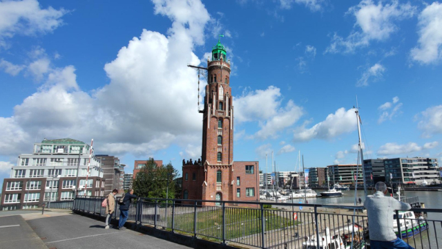 Simon Loschen Lighthouse - Bremerhaven | Secret World Trip Planner