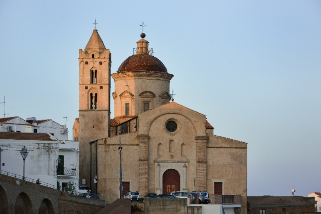 Moderkirken for de hellige Peter og Paul - Via Nicola Franchi | Secret World Trip Planner