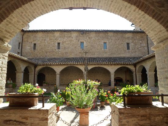 San Damiano-místo světového dědictví UNESCO - Assisi | Secret World Trip Planner