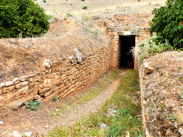 Gewölbegrab von Tiryns — Nea Tiryntha