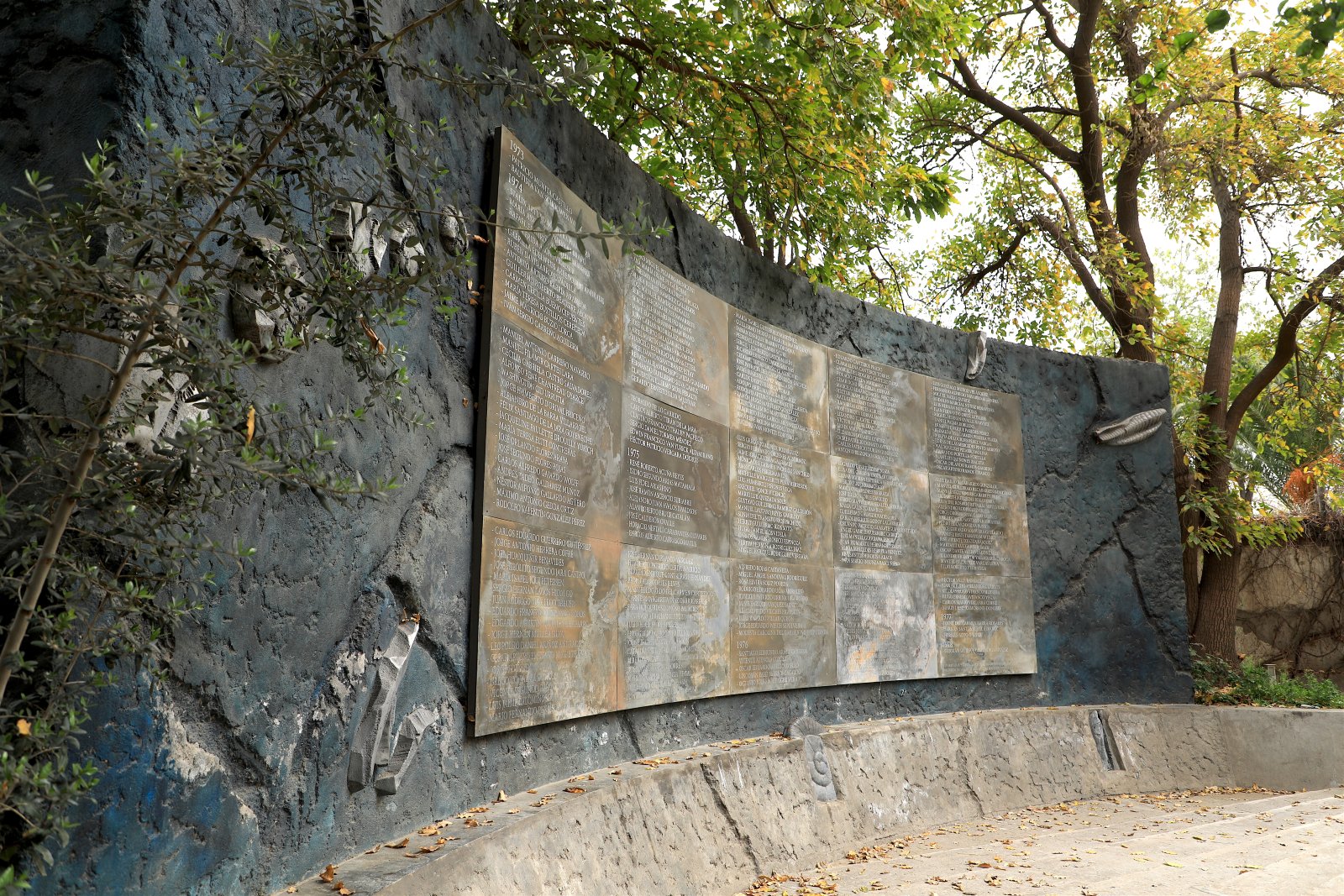 Friedenspark Villa Grimaldi - Santiago | Secret World Trip Planner