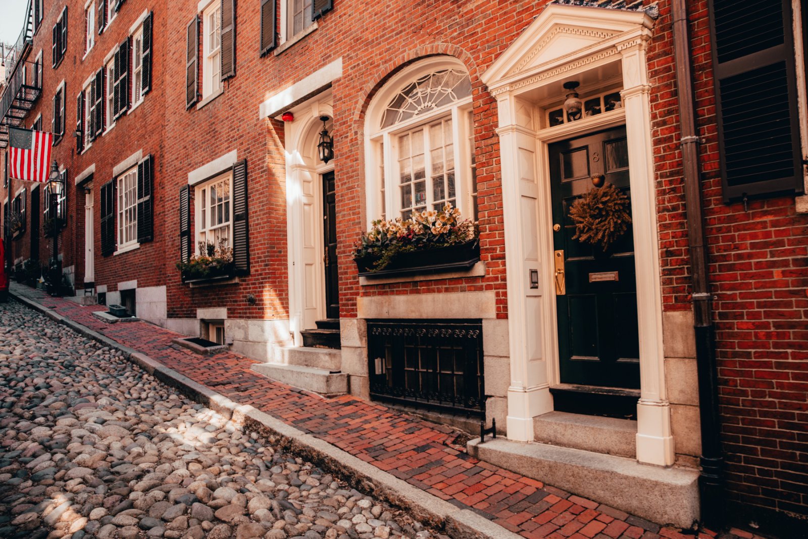 Beacon Hill, one of the oldest and most picturesque neighborhoods in USA - Boston | Secret World Trip Planner