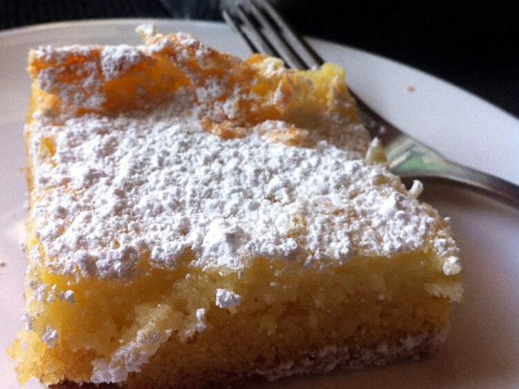 Schleimiger Butterkuchen - St. Louis | Secret World Trip Planner