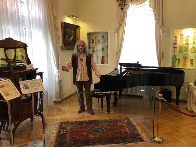 Baris Manco Haus und Museum - Yusuf Kamil Paşa Sk. No:5 | Secret World Trip Planner