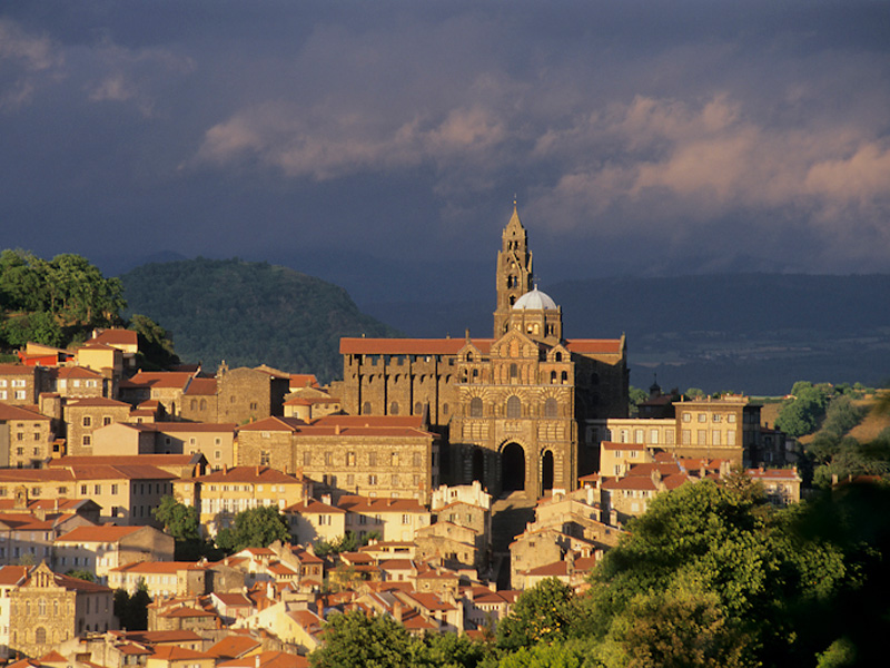 Notre Dame in Le Puy - Le Puy-en-Velay | Secret World Trip Planner