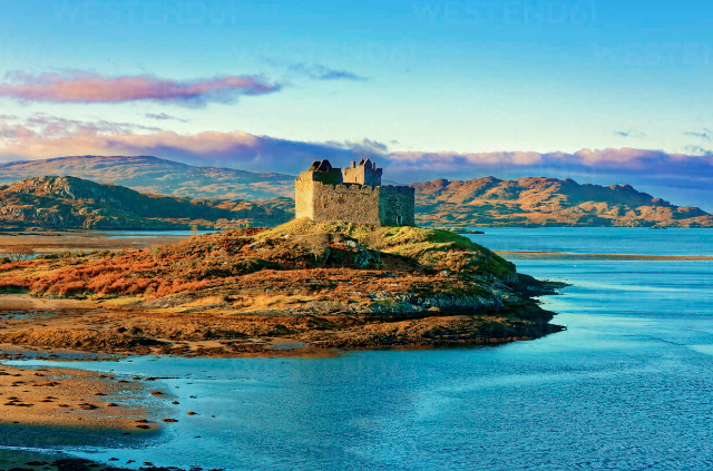 Tioram Castle - Loch Moidart | Secret World Trip Planner