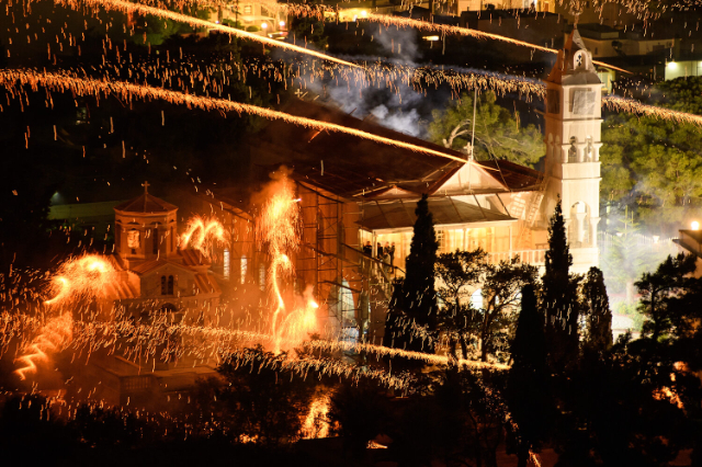 La guerra dei razzi di Chios - Vrontados | Secret World Trip Planner