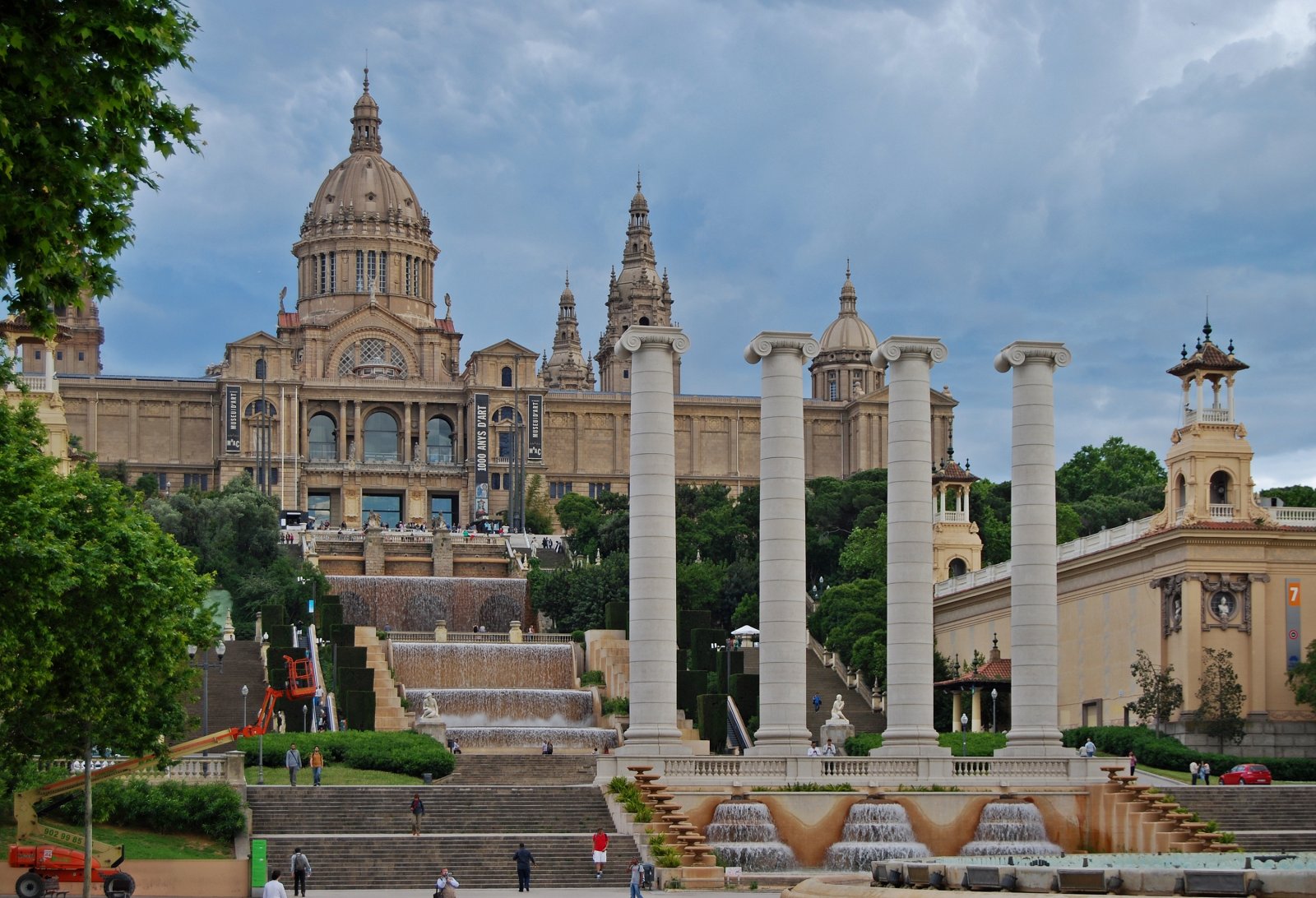 Palau Nacional | Nationales Kunstmuseum von Katalonien (MNAC) - Barcellona | Secret World Trip Planner
