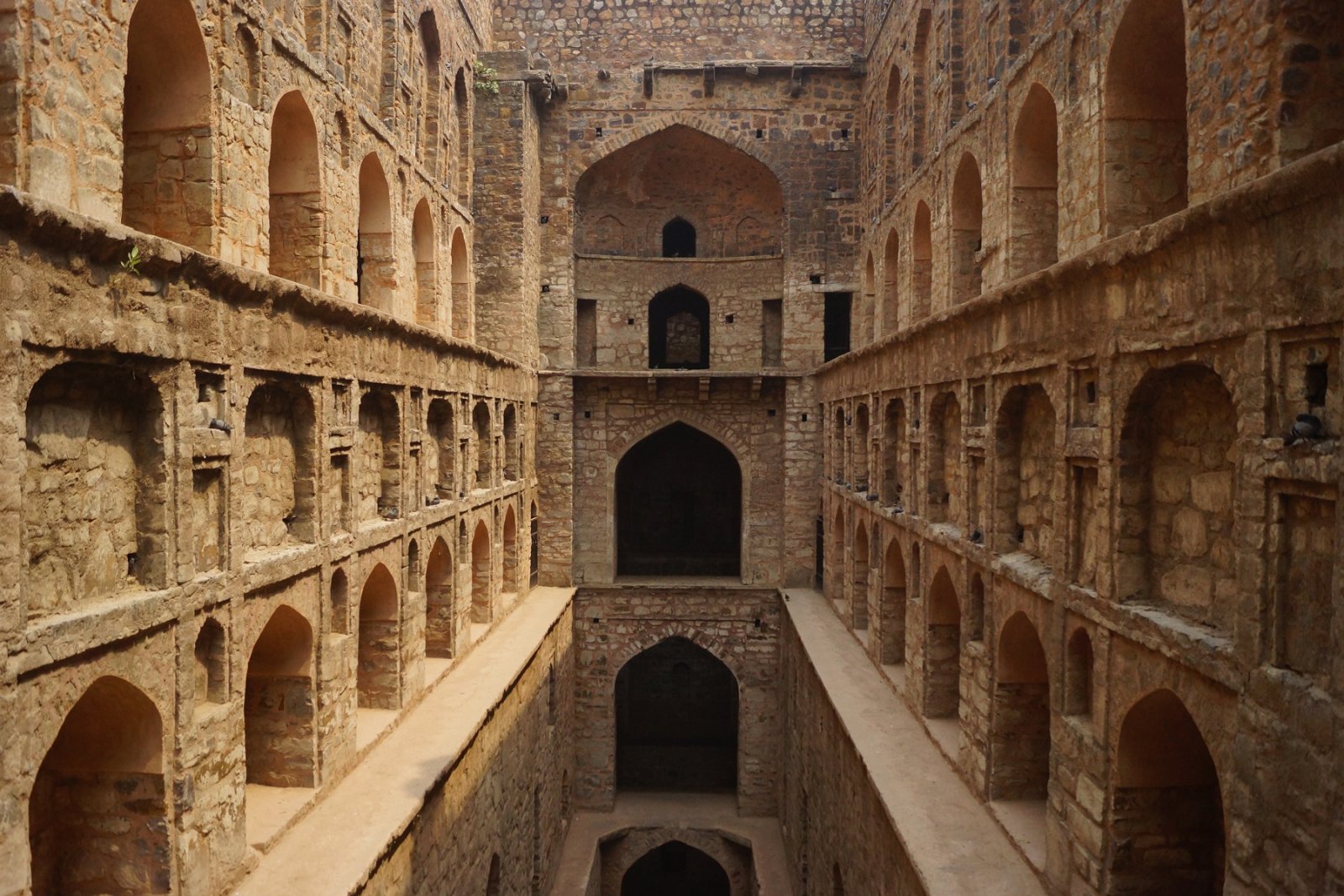 Agrasen Ki Baoli | Ein gespenstisches Ziel - New Delhi | Secret World Trip Planner