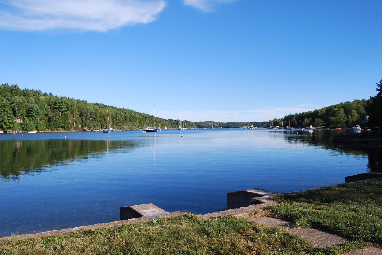 Canada | Lunenburg. A Colourful Fishing Town - Lunenburg | Secret World Trip Planner
