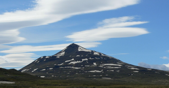 Escursione al monte Sulur  - Súlur | Secret World Trip Planner