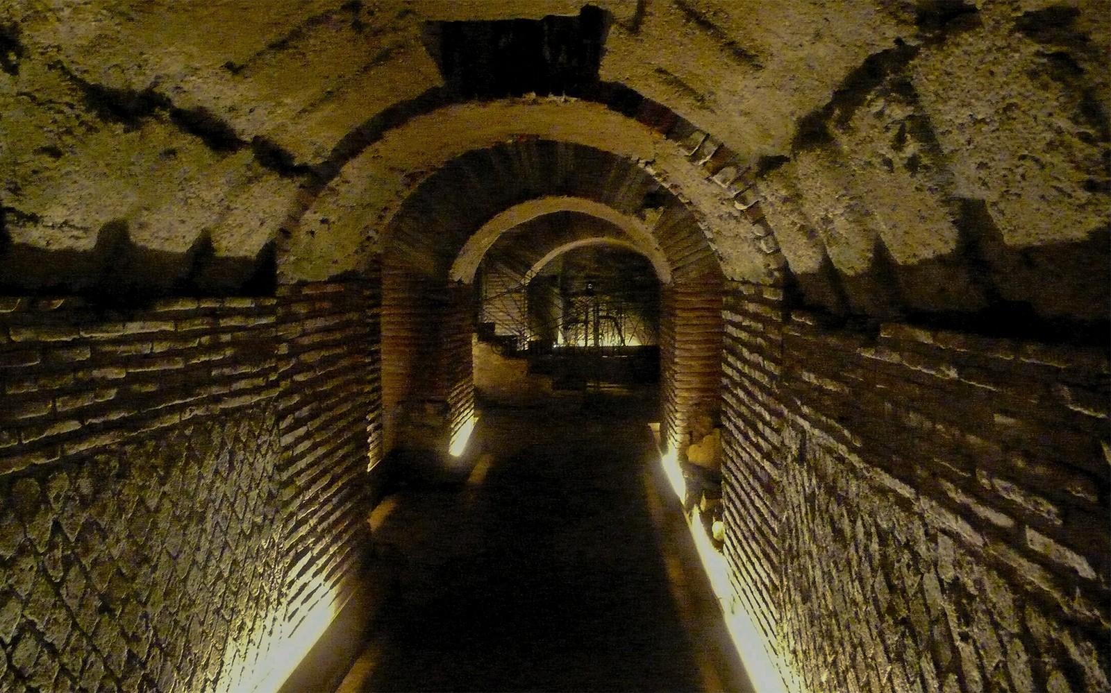 Napoli Sotterranea (Naples Underground) - Napoli | Secret World Trip Planner