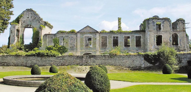 Abtei von Le Voeu - Cherbourg-Octeville | Secret World Trip Planner