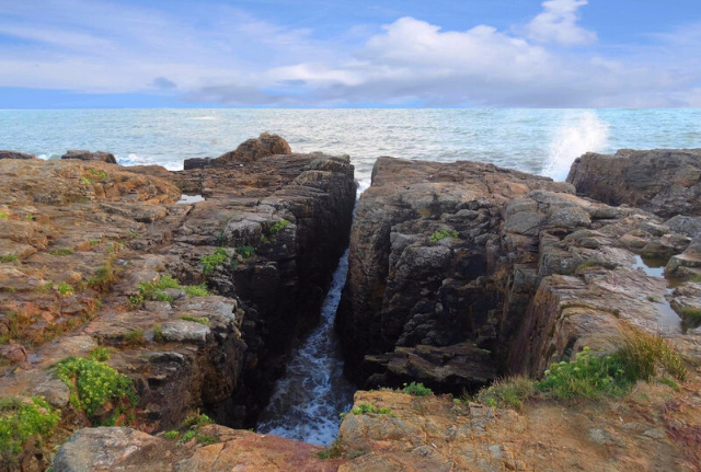 Der Höllenbrunnen - Les Sables-d'Olonne | Secret World Trip Planner