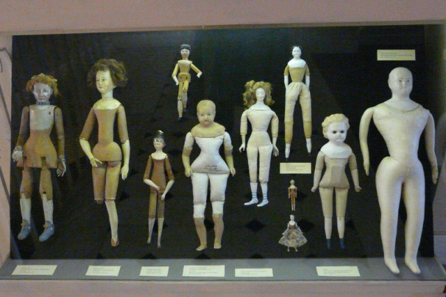Automatons and Dolls of Yesteryear - Monaco | Secret World Trip Planner