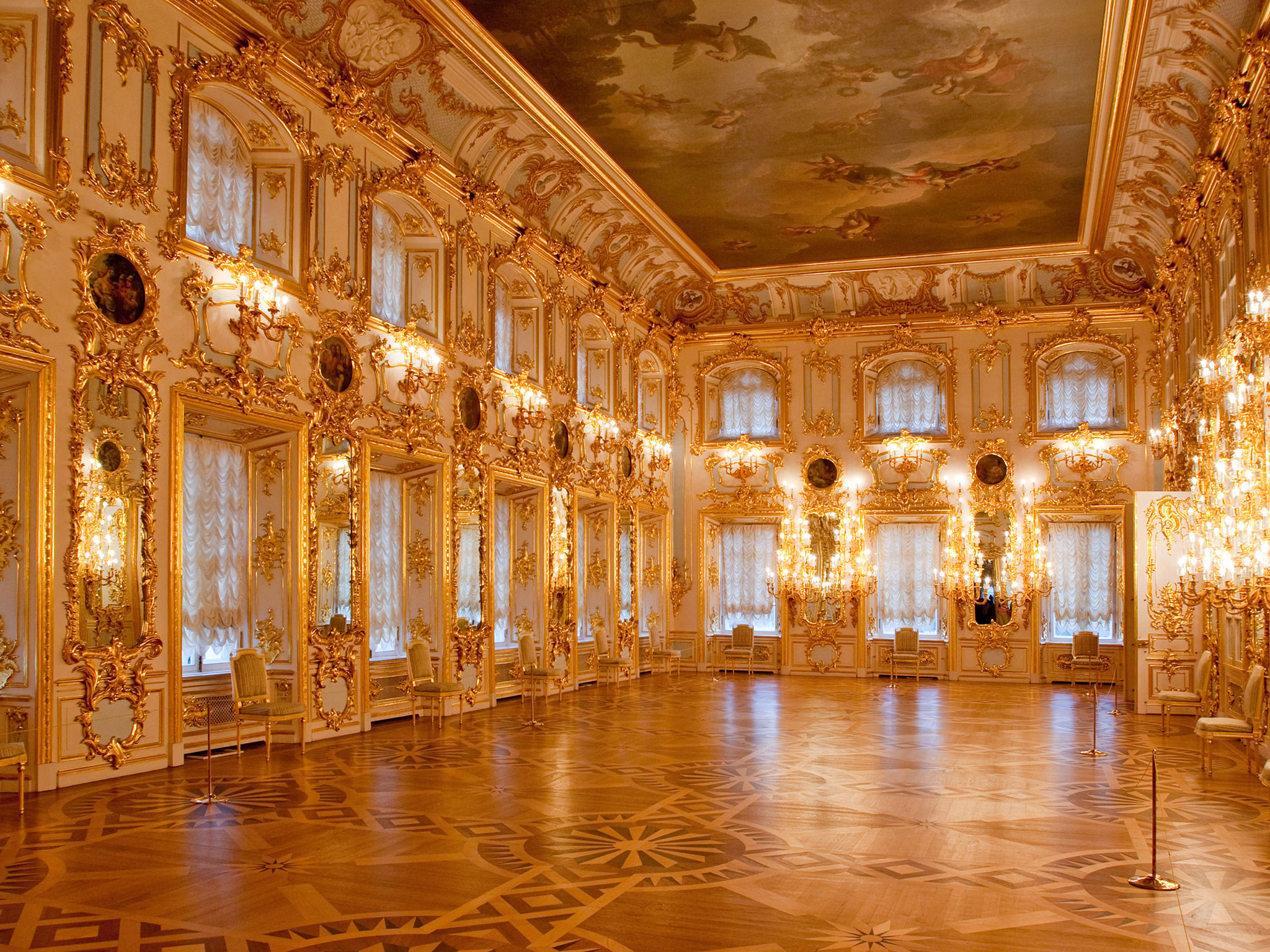 Peterhof (Petrodvorets) - Peterhof | Secret World Trip Planner