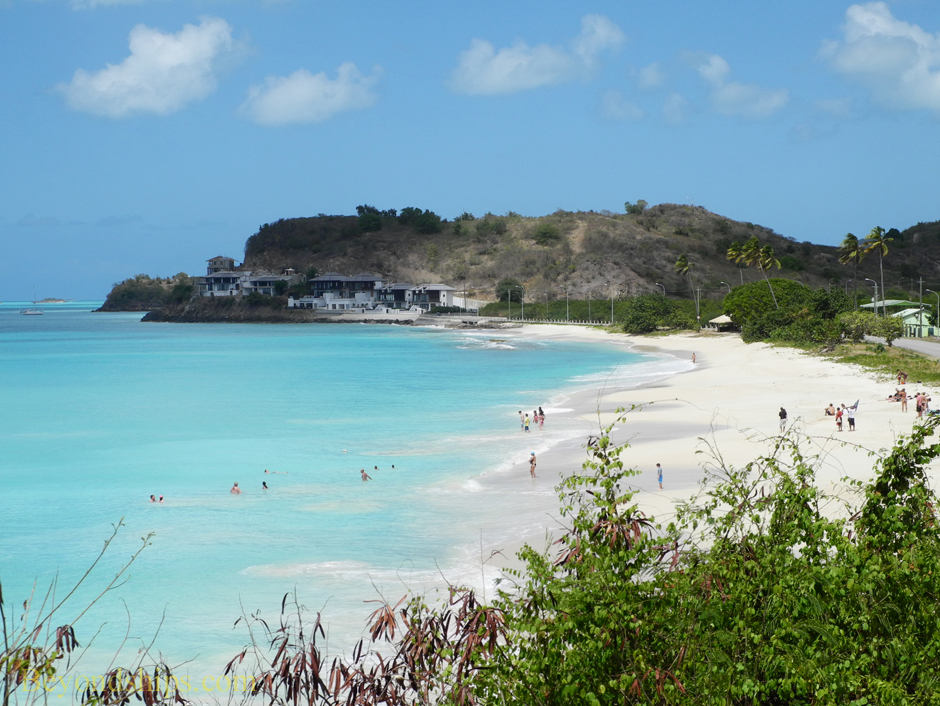 Darkwood Beach, weißer Sand in Antigua — Darkwood Beach