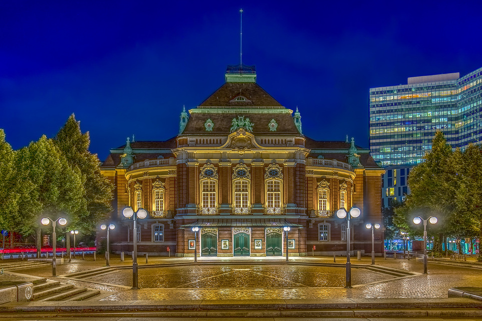  The Laeiszhalle was modern concert hall of its time — Hamburg