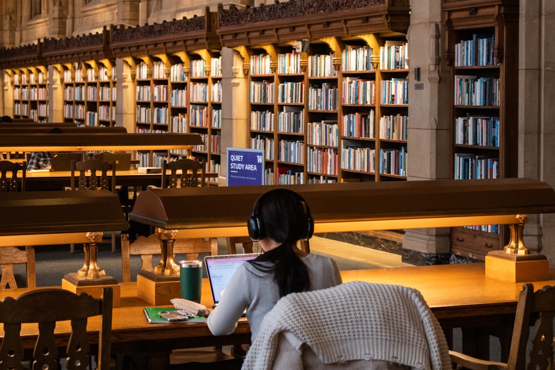 University of Washington in Seattle : Suzzallo Library  - Seattle | Secret World Trip Planner