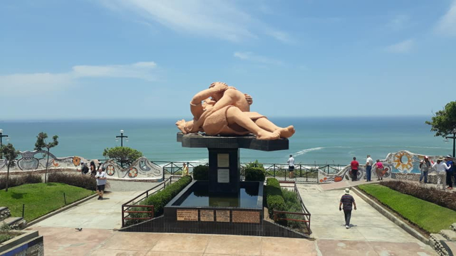 Parco del Amor - Miraflores | Secret World Trip Planner