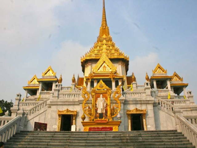 Wat Traimit Withayaram und der Goldene Buddha - Khet Samphanthawong | Secret World Trip Planner