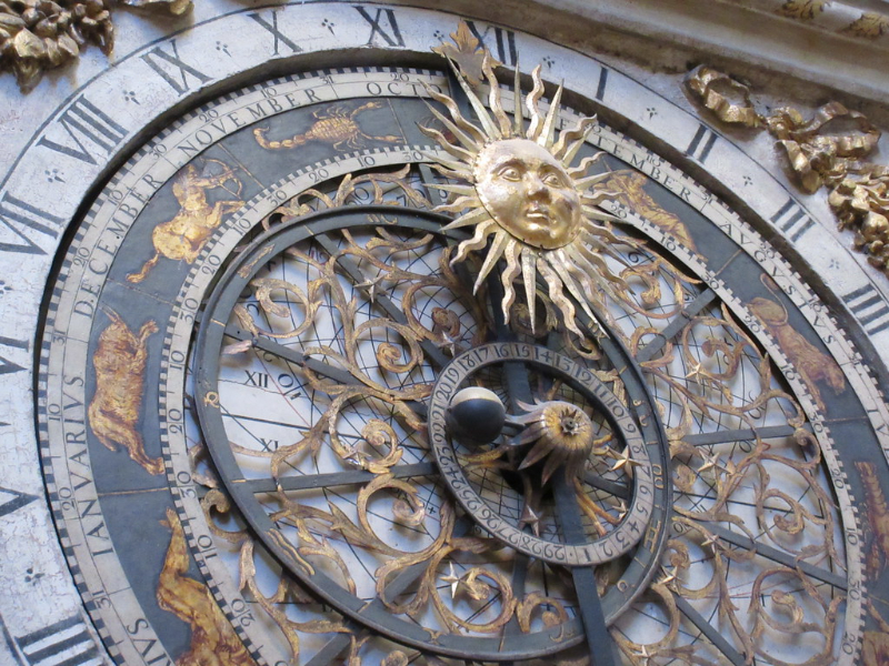 Die astronomische Uhr von Lyon - Lyon | Secret World Trip Planner