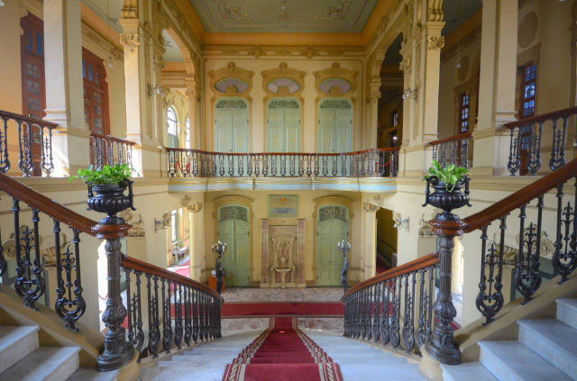 Bang Khun Phrom Palace - Khet Phra Nakhon | Secret World Trip Planner