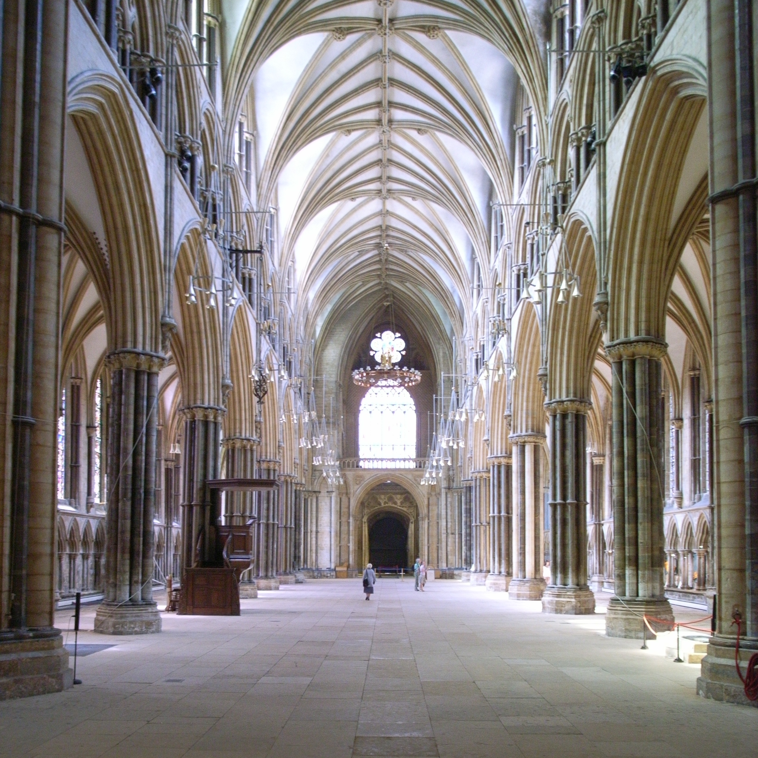 Cattedrale di Lincoln - Minster Yard | Secret World Trip Planner