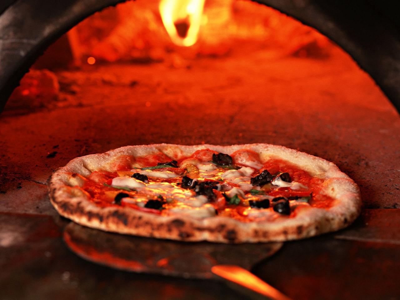 Pizza... ein einzigartiges Gericht auf der Welt - Napoli | Secret World Trip Planner