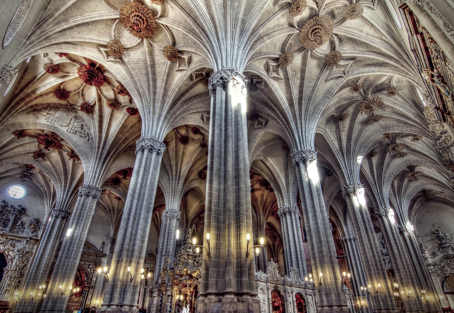 Salvatorkathedrale in Saragoza - Zaragoza | Secret World Trip Planner
