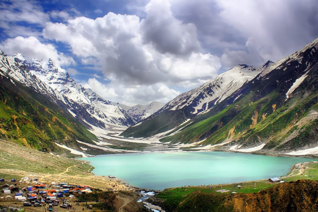 Lago Saif-ul-Malook — Mansehra