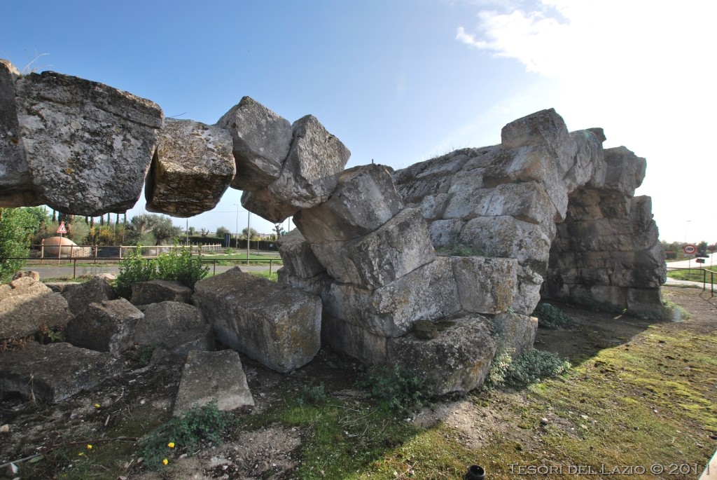 Lengkungan San Lidano - Sezze Scalo | Secret World Trip Planner