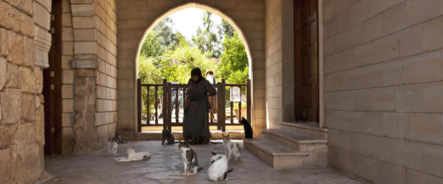 Sacro Monastero di San Nicola dei Gatti - Akrotiri | Secret World Trip Planner