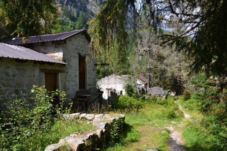 Fairy Lake and Crocette - Lago delle Fate | Secret World Trip Planner