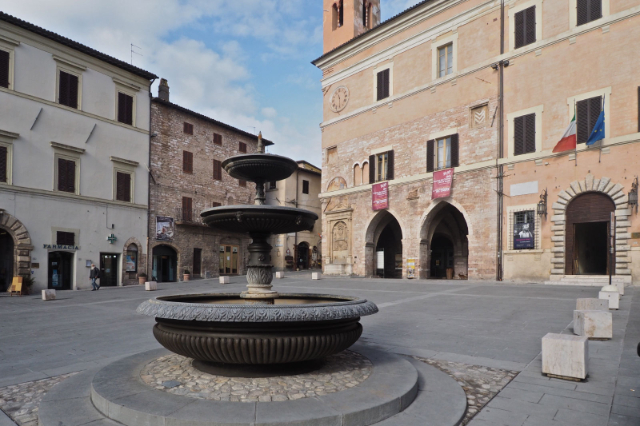 Spello pilietinė ir vyskupijos meno galerija - Spello | Secret World Trip Planner