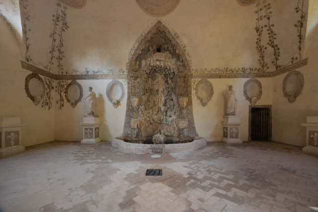 Дощовий німфей - Roma | Secret World Trip Planner