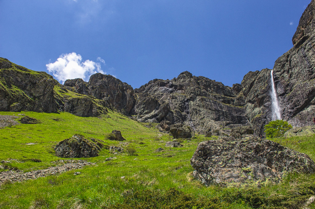 Rayskoto Praskalo Waterfall — 4370
