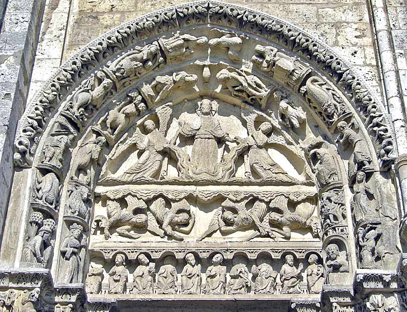 Chartres Cathedral Zodiac Signs - Chartres | Secret World Trip Planner