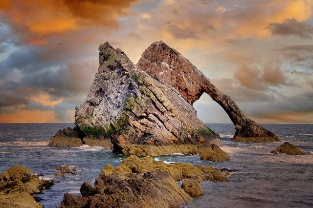 Bow Fiddle Rock — AB56 4NL