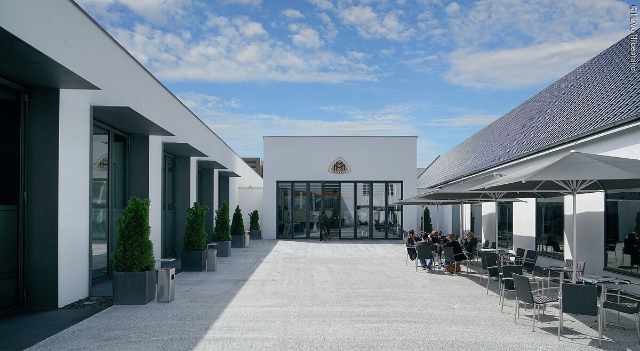 Museum For Historical Maybach Cars Neumarkt - Neumarkt in der Oberpfalz | Secret World Trip Planner