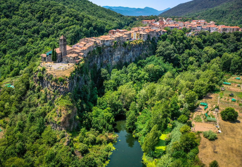 Castellfollit De La Roca, Spain — Castellfollit de la Roca