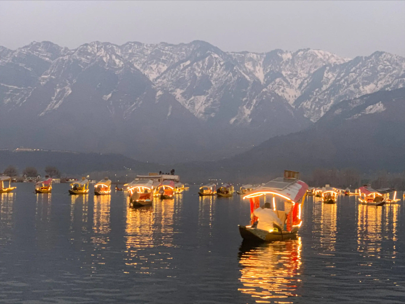 Dal Lake, India - Srinagar | Secret World Trip Planner