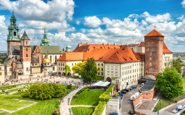 Wаwеl Саstlе - Kraków | Secret World Trip Planner