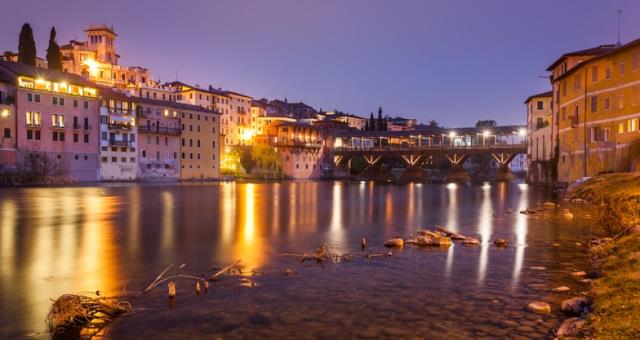 Ponte di Bassano - Bassano del Grappa | Secret World Trip Planner