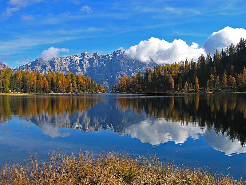 Trekking al Lago delle Malghette - Campo Carlo Magno | Secret World Trip Planner