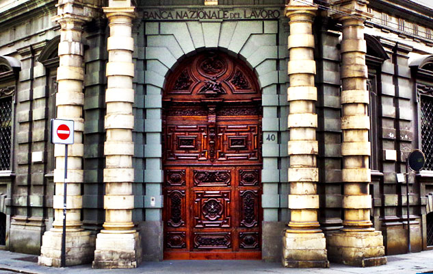 Il Portone del Diavolo - Torino | Secret World Trip Planner