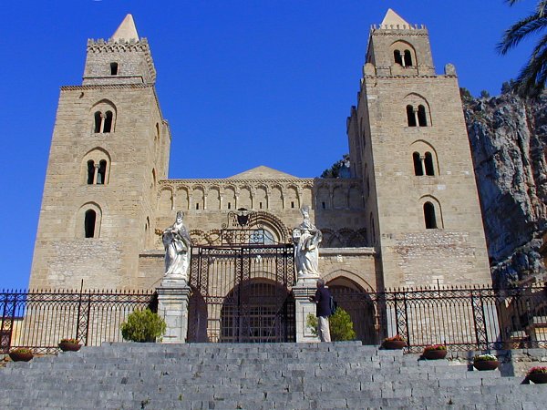 Duomo di Cefalù - Cefalù | Secret World Trip Planner