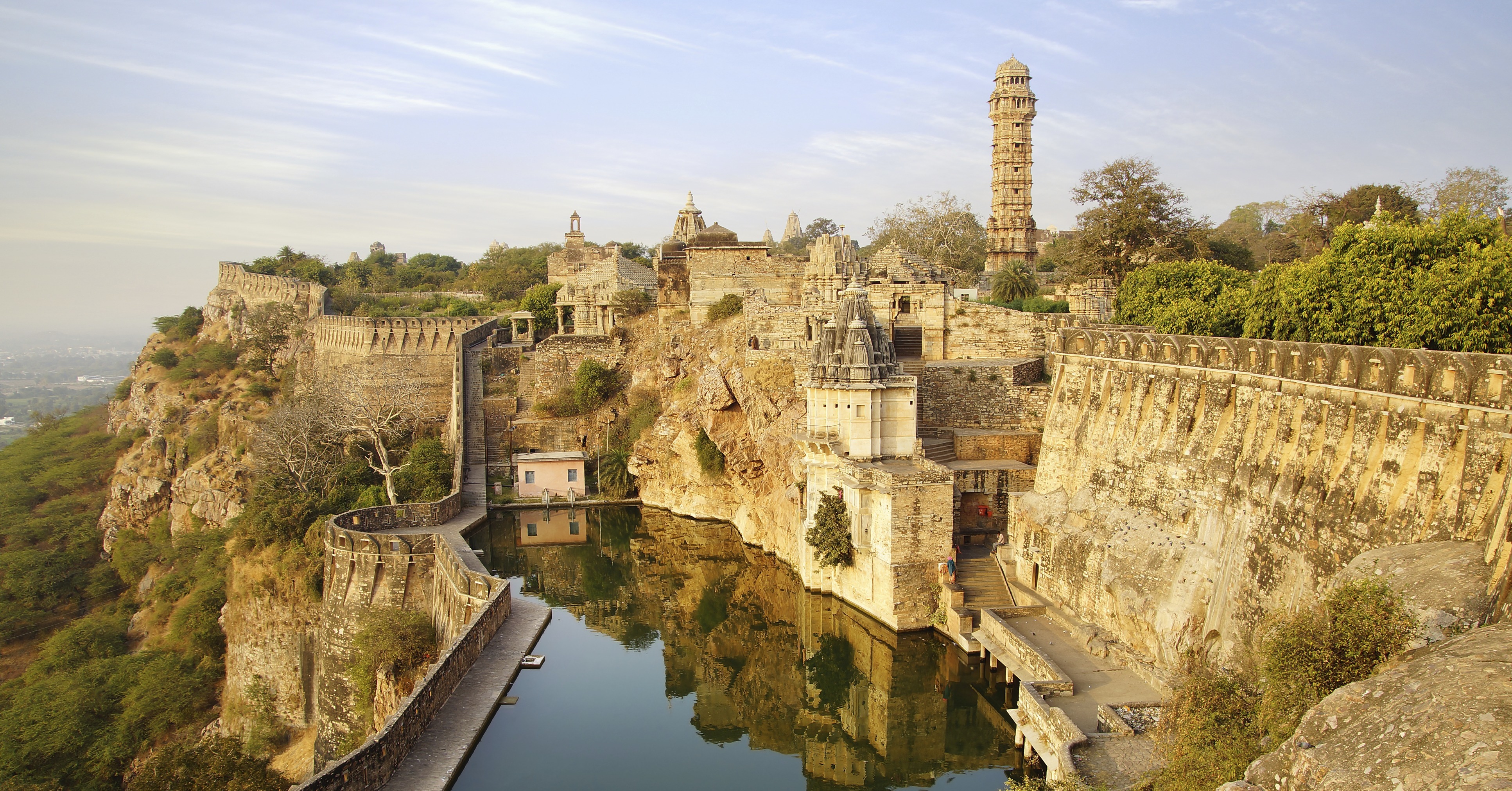Benteng Chittorgarh - Chittorgarh | Secret World Trip Planner