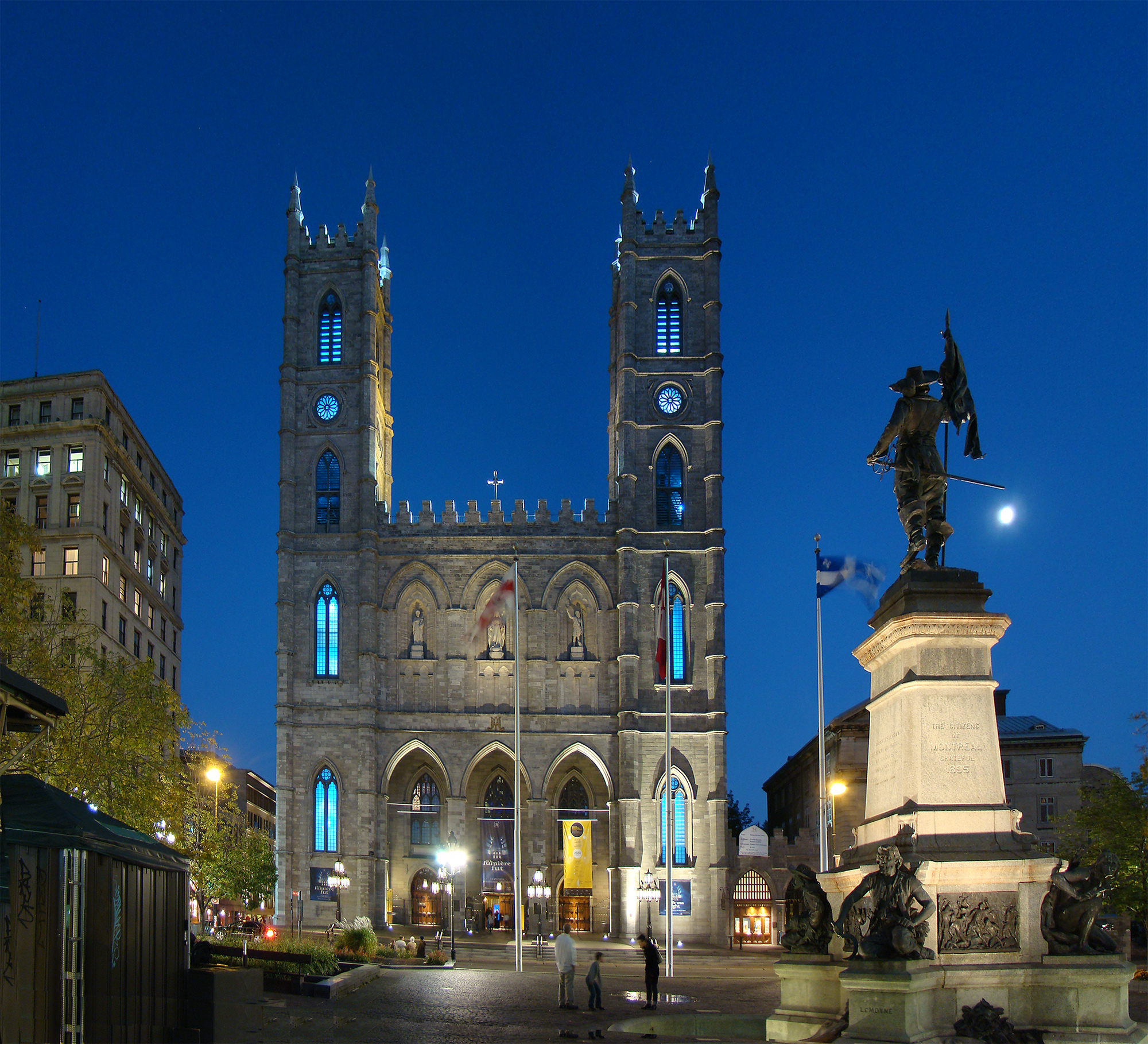 Notre-Dame Basilica  - Montréal | Secret World Trip Planner